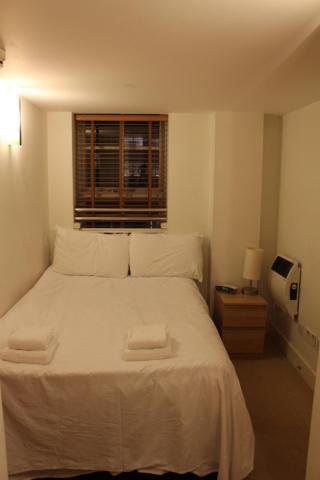 Central 2-Bed, 2-Bath Sanctuary Near Holborn Station, Covent Garden & West End London Bagian luar foto