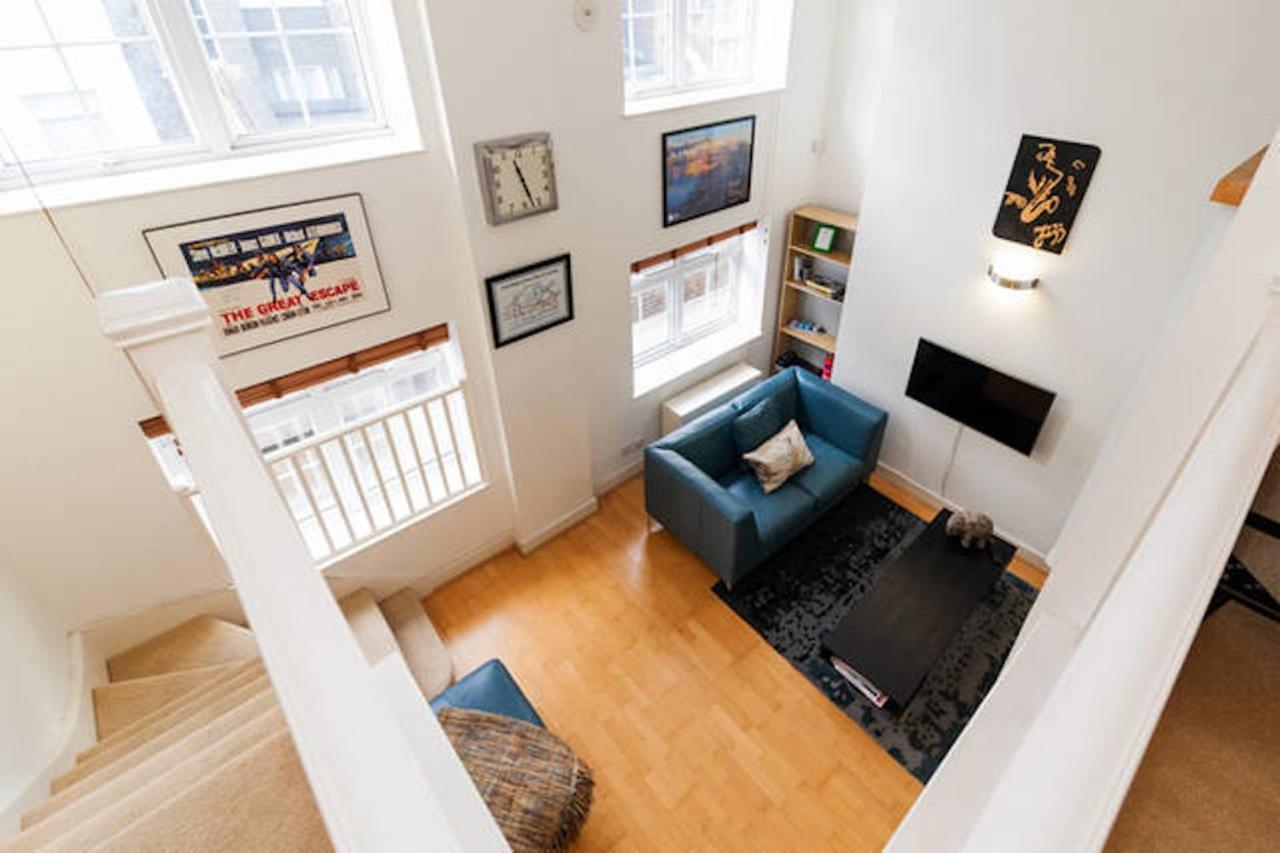 Central 2-Bed, 2-Bath Sanctuary Near Holborn Station, Covent Garden & West End London Bagian luar foto